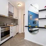 Flamingo 101 - One Bedroom Sea Point Apartment