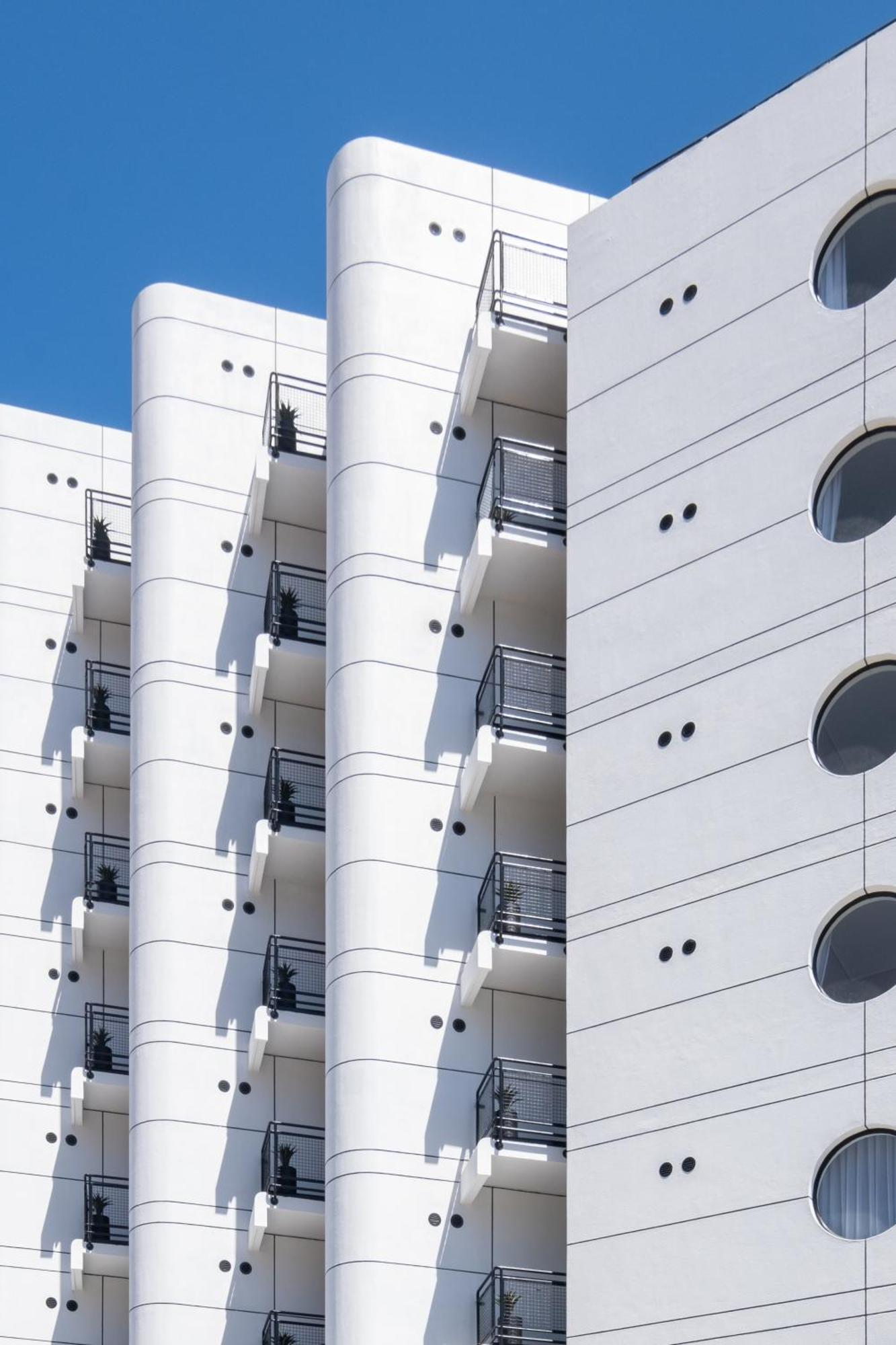 Apartment Flamingo 101 - One Bedroom Sea Point Cape Town