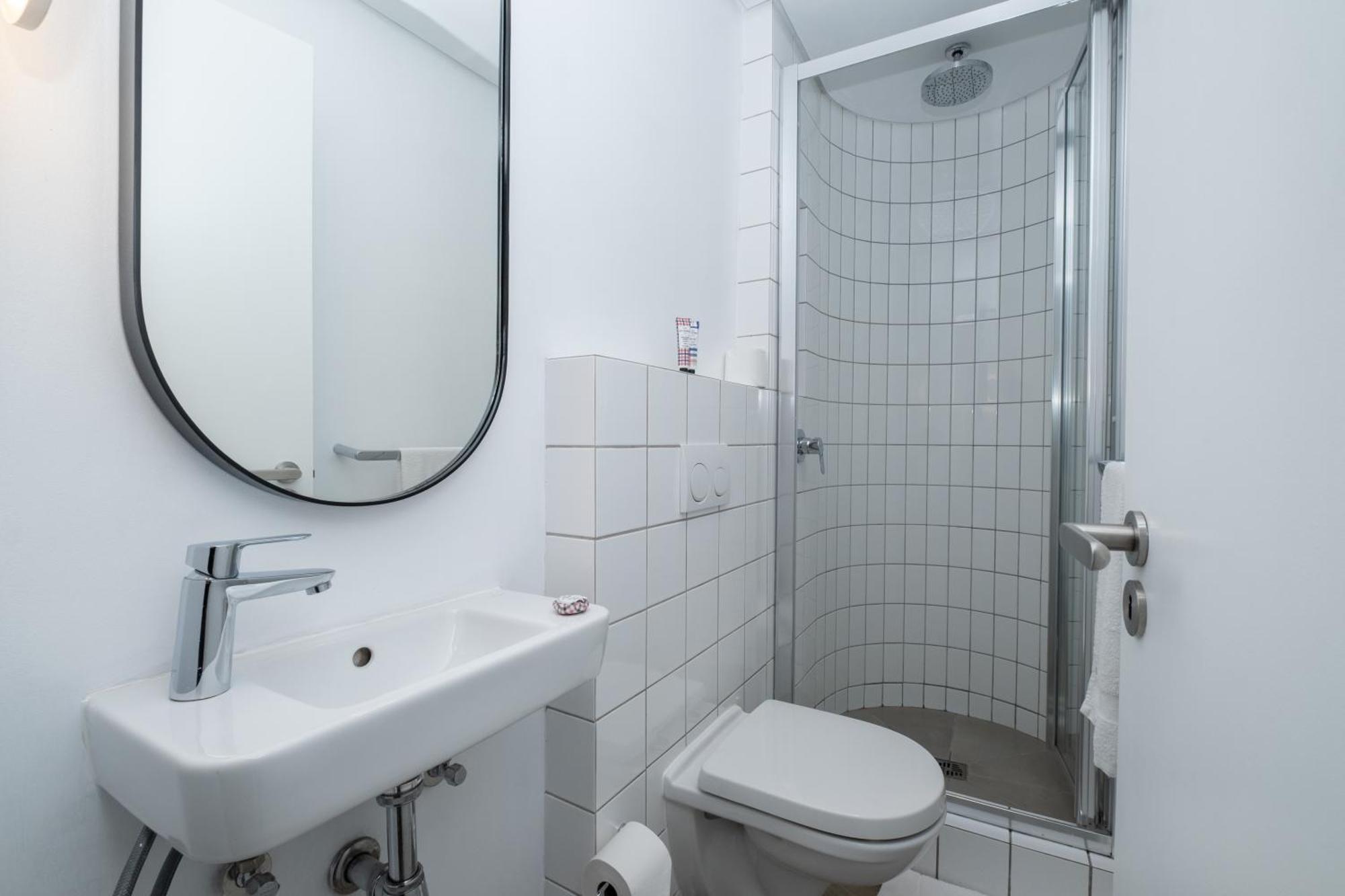 Apartment Flamingo 101 - One Bedroom Sea Point Cape Town