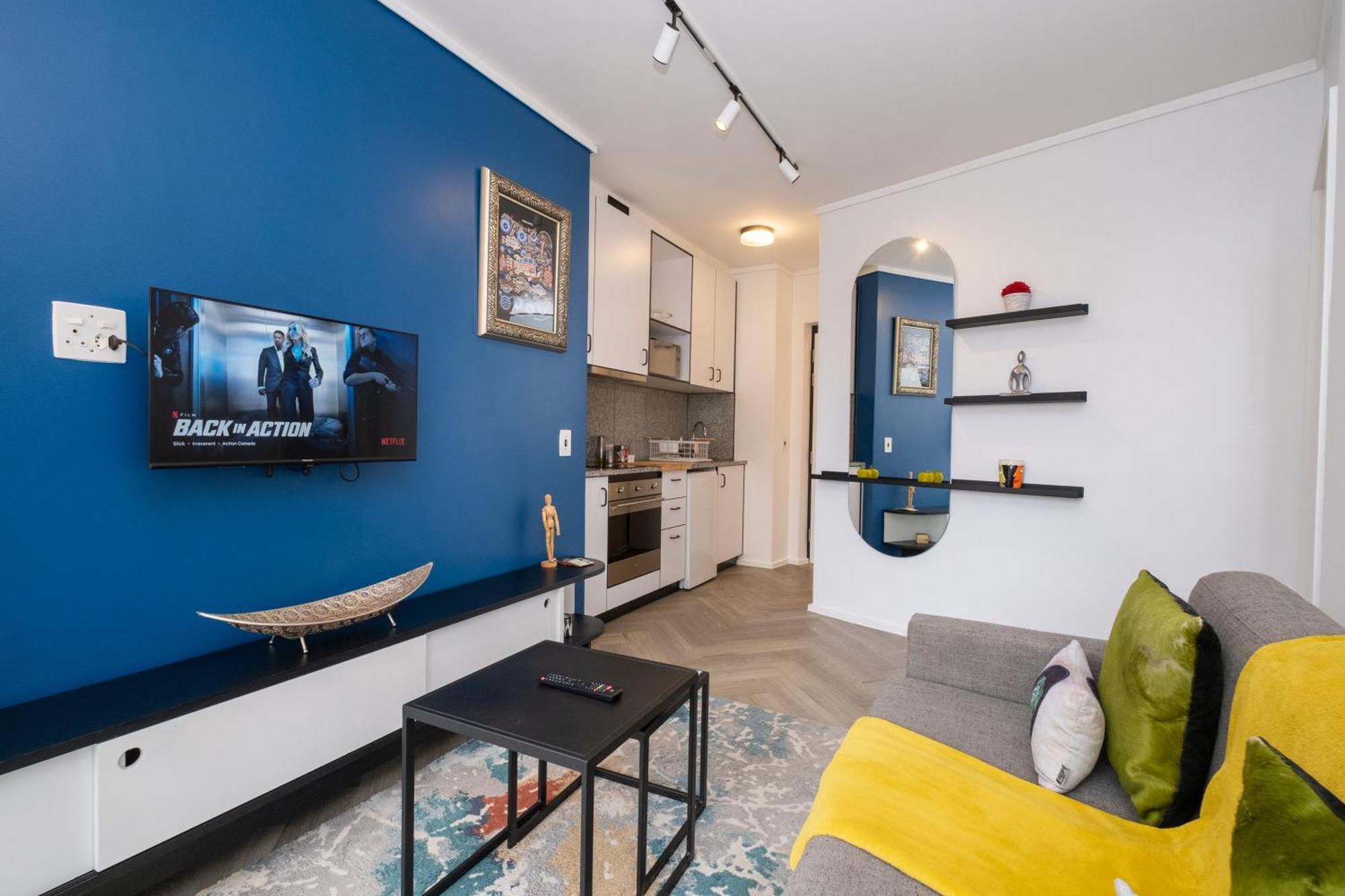 Flamingo 101 - One Bedroom Sea Point *