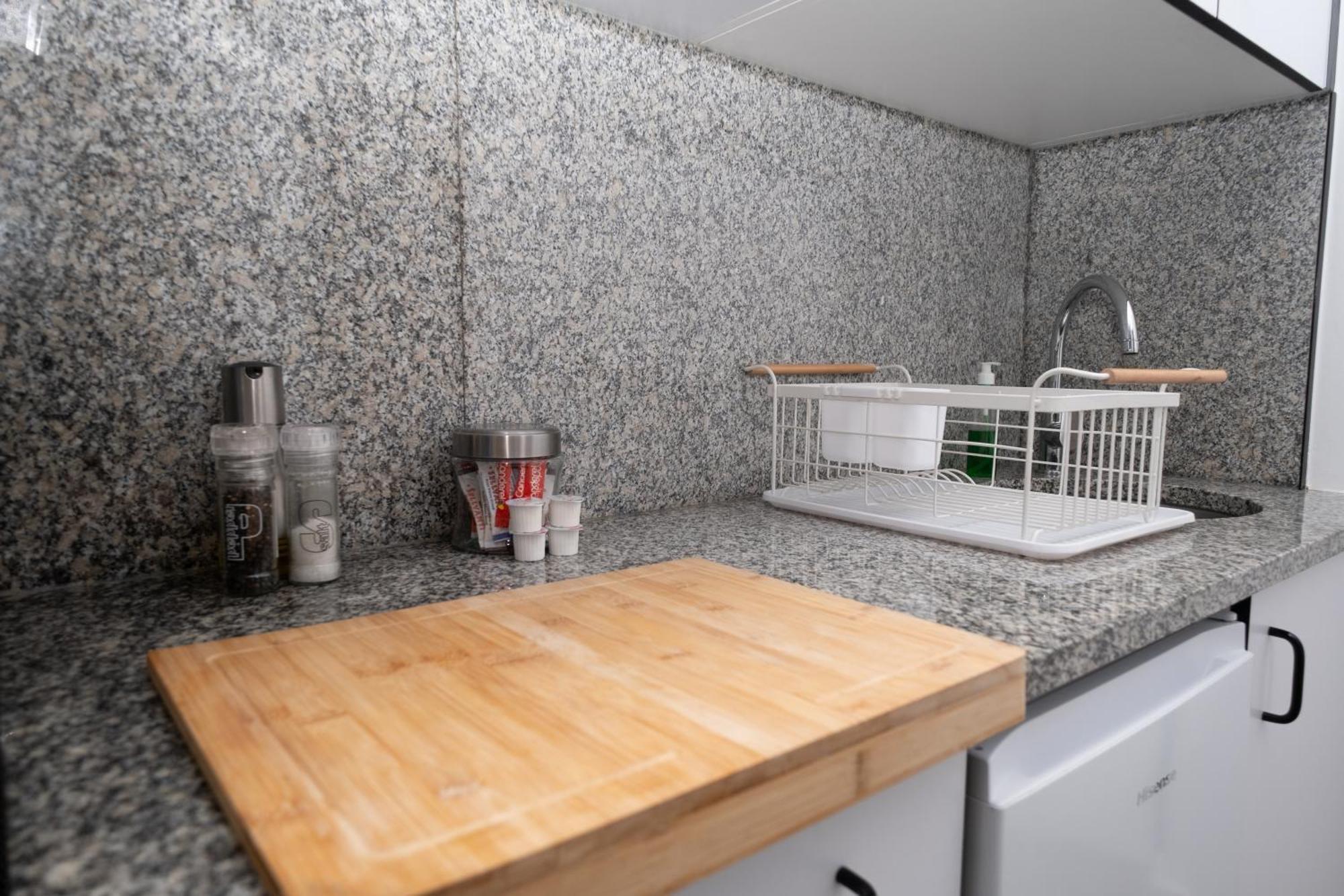 Flamingo 101 - One Bedroom Sea Point Apartment
